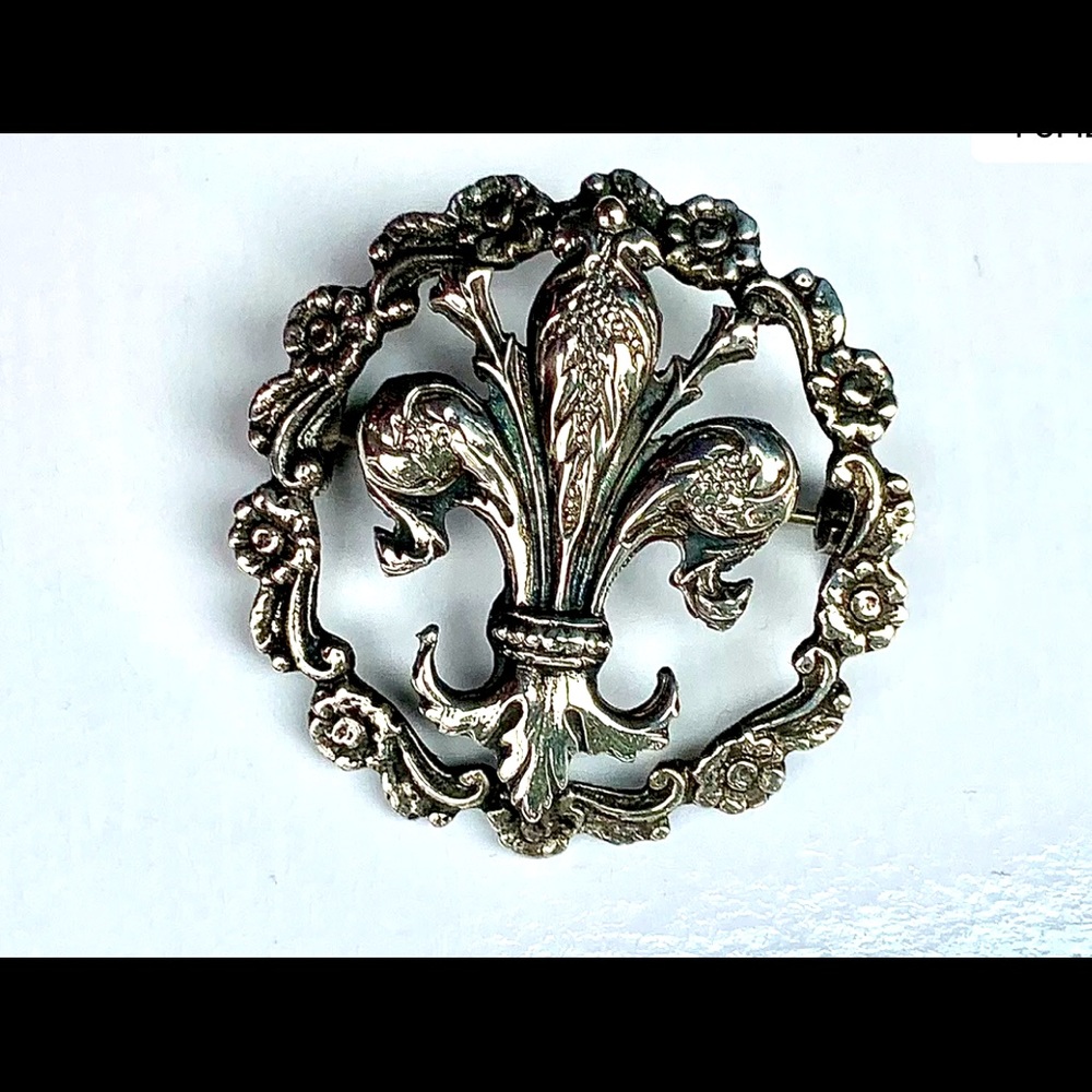 PERUZZI 800 Silver Fleur de Lis Brooch